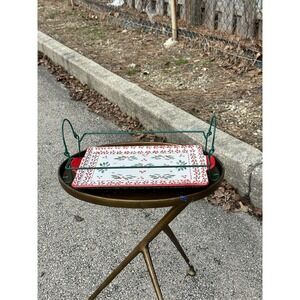 Temp-tations by Tara Peppermint Holly 13x9 Baker w/ Lid & Metal Rack